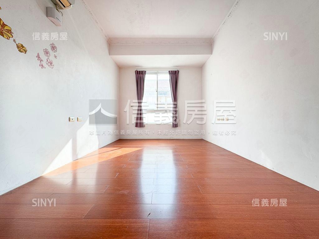 佛朗明哥社區型別墅房屋室內格局與周邊環境