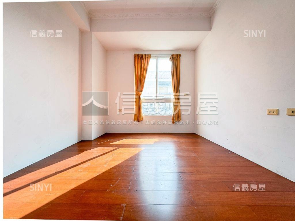 佛朗明哥社區型別墅房屋室內格局與周邊環境