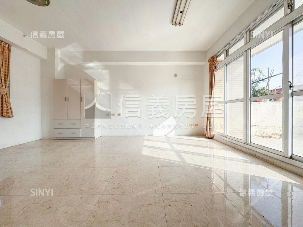 佛朗明哥社區型別墅房屋室內格局與周邊環境