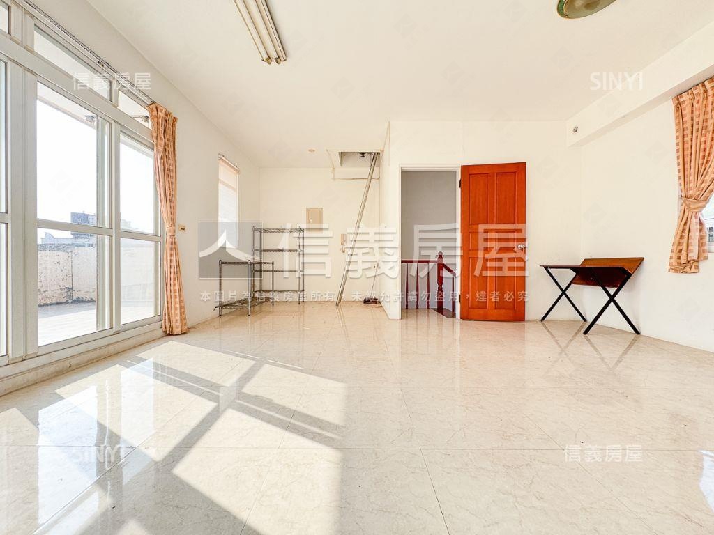 佛朗明哥社區型別墅房屋室內格局與周邊環境