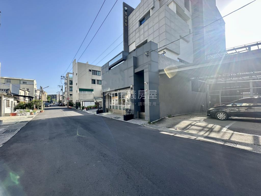安中路一段大土地電梯透天房屋室內格局與周邊環境