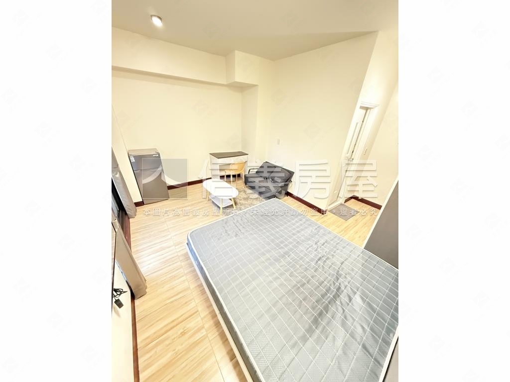 漂亮電梯透天好租房屋室內格局與周邊環境