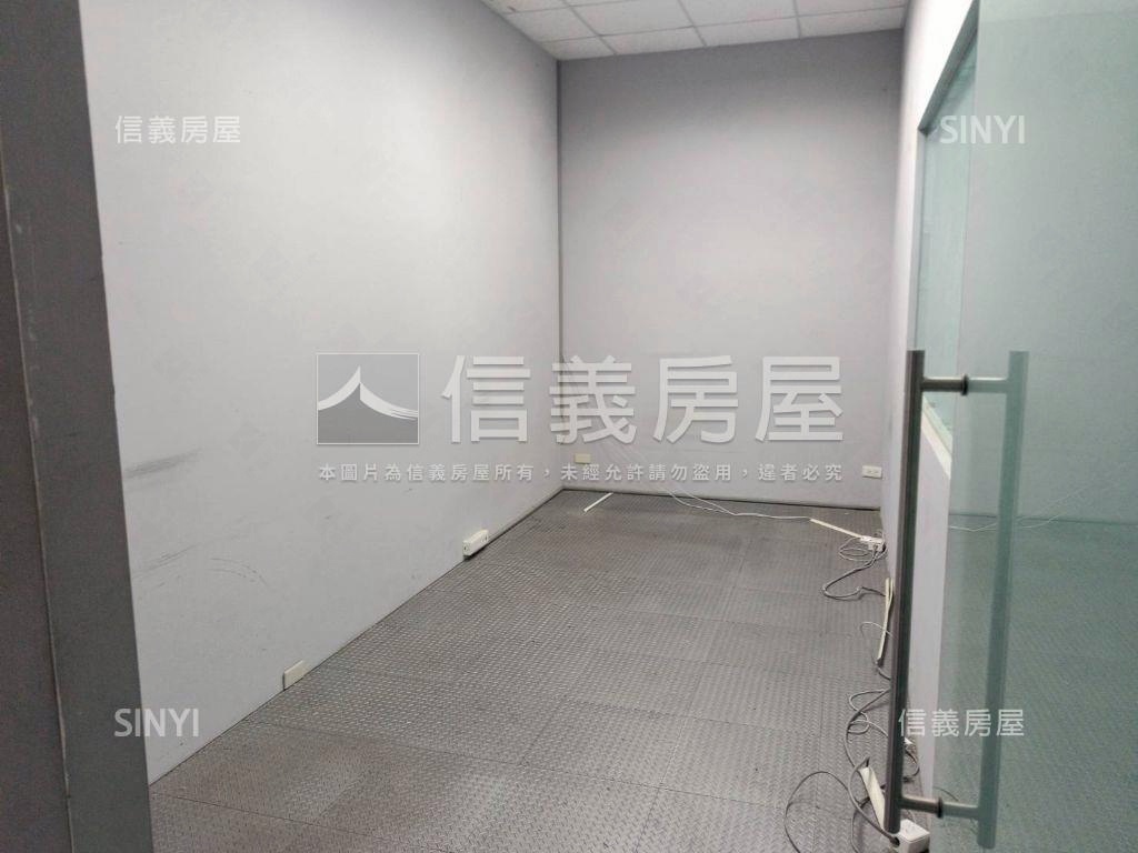 南京建國１樓店辦房屋室內格局與周邊環境