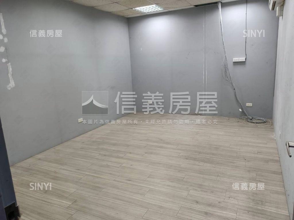 南京建國１樓店辦房屋室內格局與周邊環境