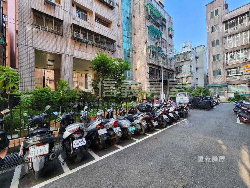 統領高樓層景觀戶房屋室內格局與周邊環境