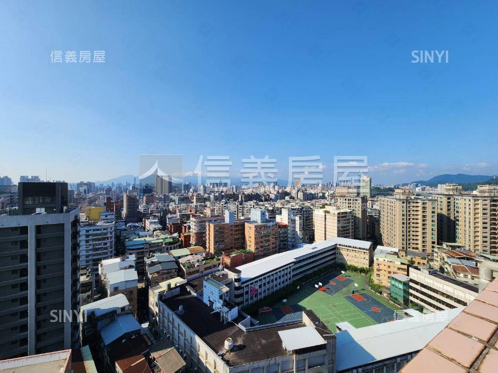 統領高樓層景觀戶房屋室內格局與周邊環境