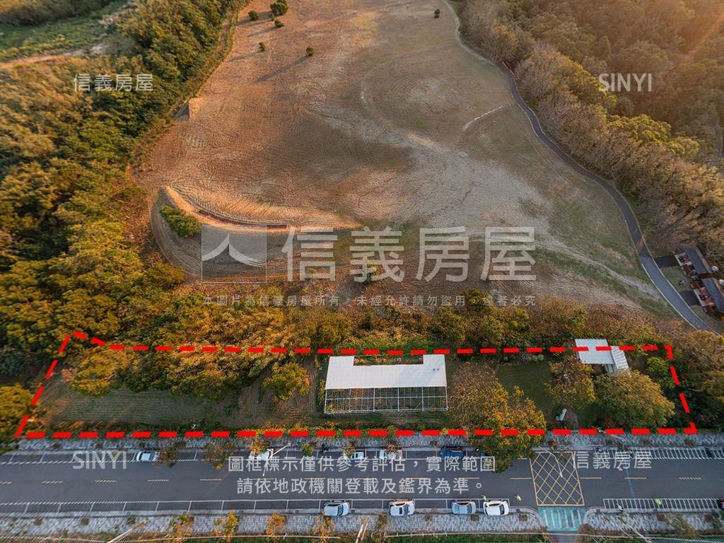 青青草原臨路土地房屋室內格局與周邊環境