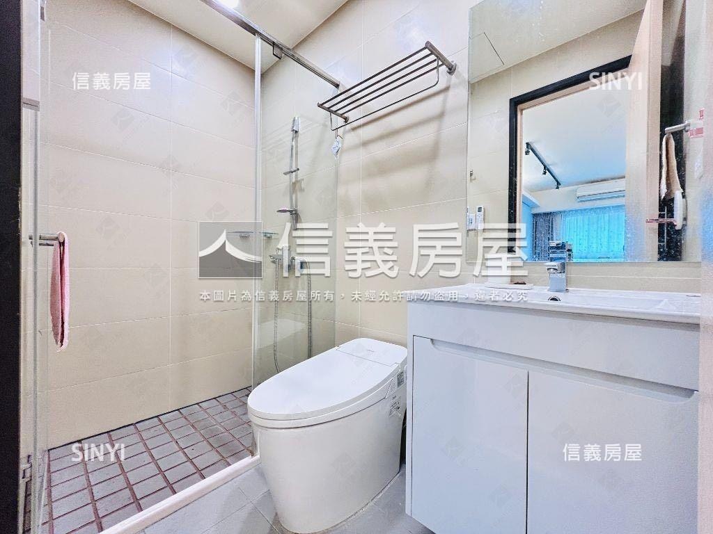 桃園站前三房雙車位房屋室內格局與周邊環境