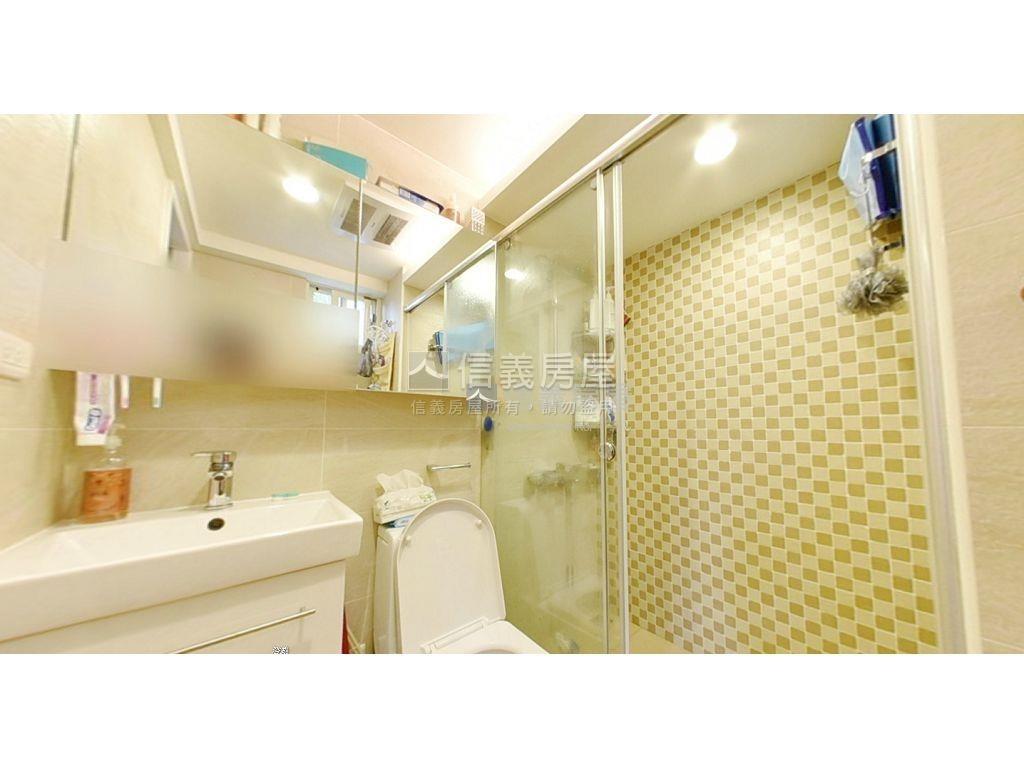 信義區浪漫滿屋房屋室內格局與周邊環境