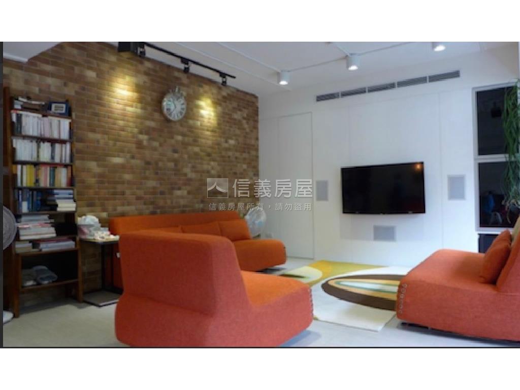 信義區浪漫滿屋房屋室內格局與周邊環境