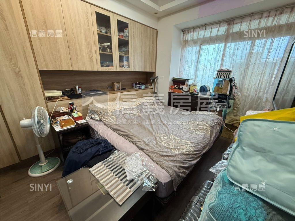 文心威秀日出東方美樓中樓房屋室內格局與周邊環境