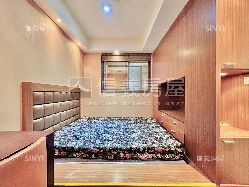 世界之心三房平車絕美視野房屋室內格局與周邊環境