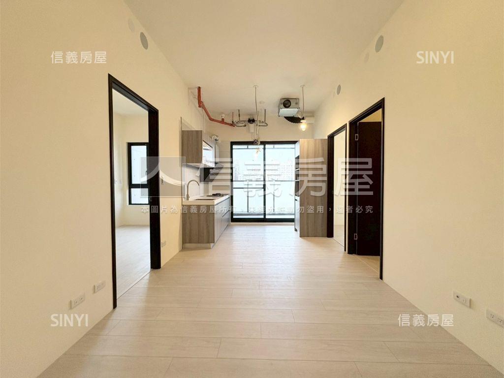 新潤花路精緻三房車位房屋室內格局與周邊環境