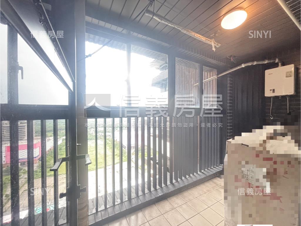 海洋都心景觀２房車位房屋室內格局與周邊環境