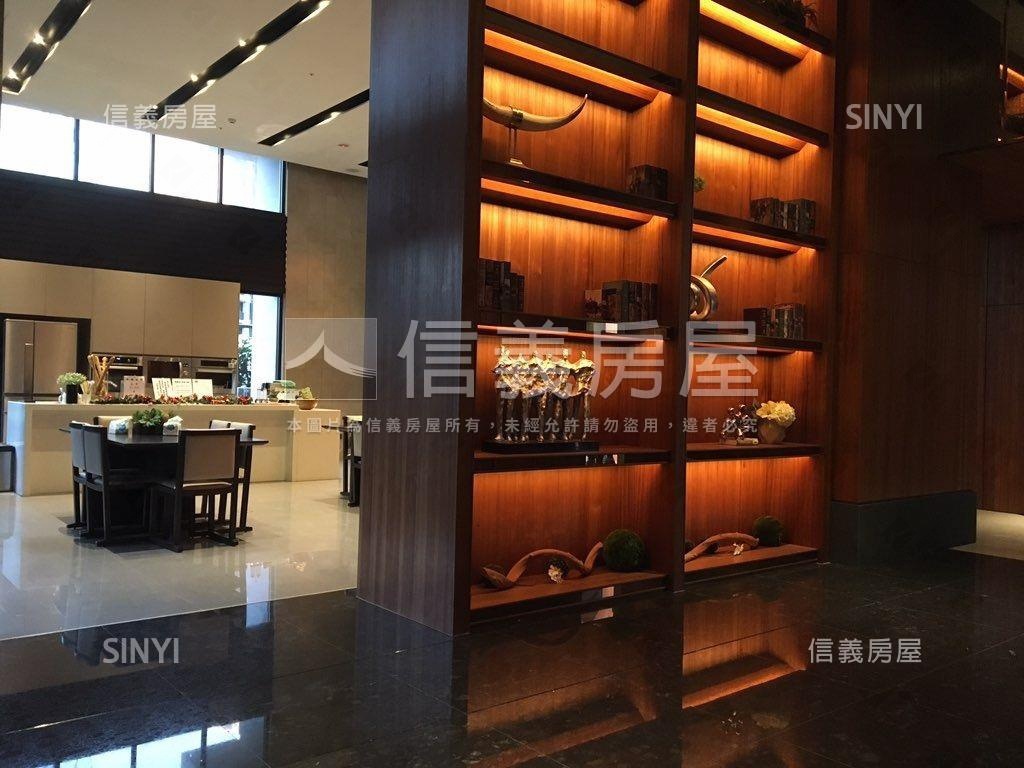 新潤國峰苑三房車位房屋室內格局與周邊環境