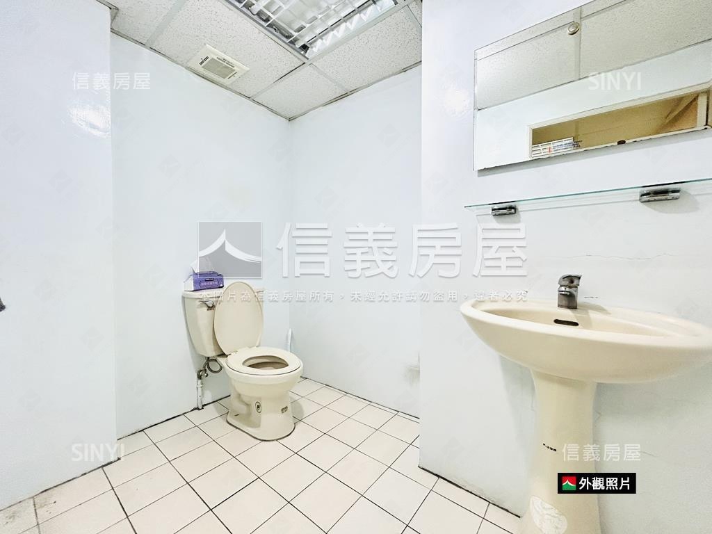 雙子星電梯住辦大空間房屋室內格局與周邊環境