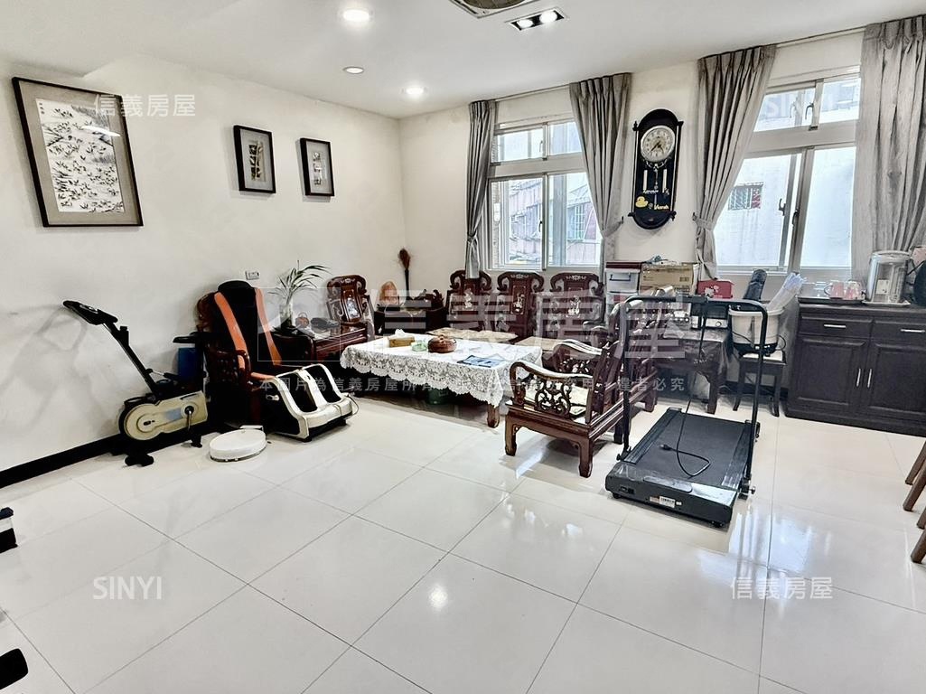 玫瑰公園裝潢美寓房屋室內格局與周邊環境