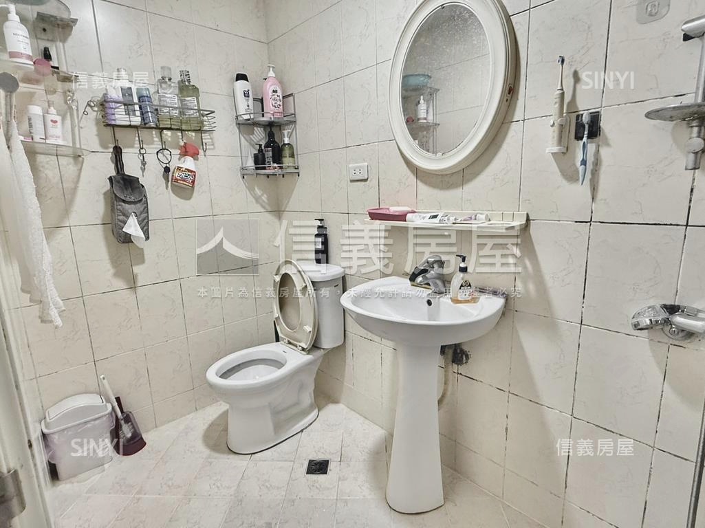 玫瑰公園裝潢美寓房屋室內格局與周邊環境