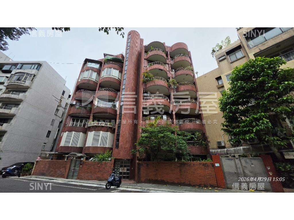 天母七段景觀華廈房屋室內格局與周邊環境