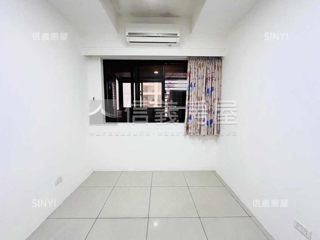 京河。ＭＲＴ精美兩房車位房屋室內格局與周邊環境