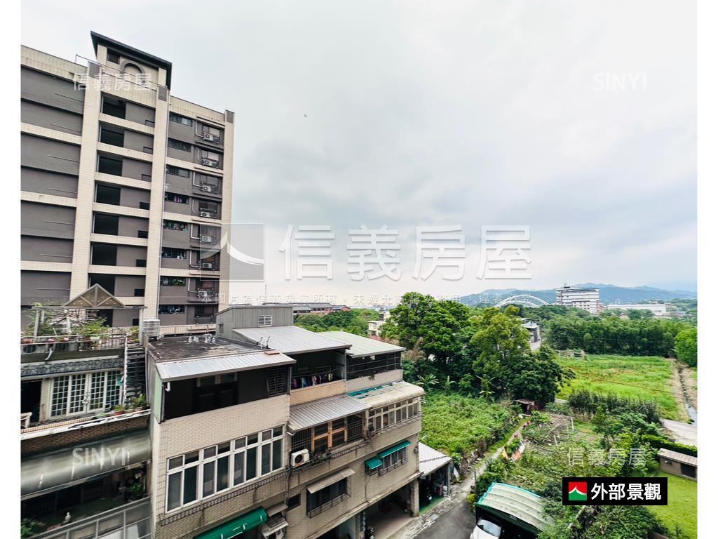 京河。ＭＲＴ精美兩房車位房屋室內格局與周邊環境