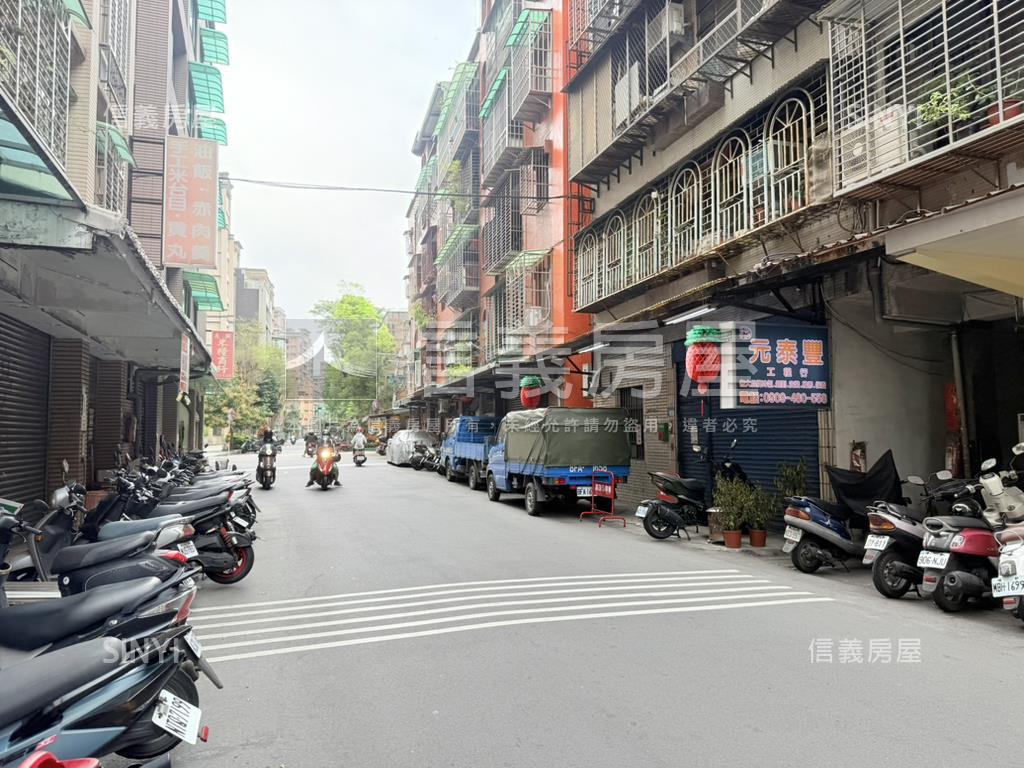 稀有面寬店辦金雞房屋室內格局與周邊環境