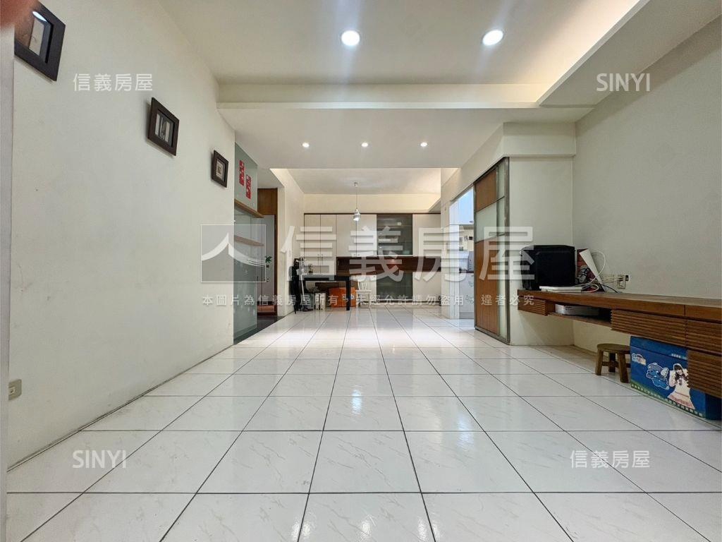 新東低總公寓兩房房屋室內格局與周邊環境