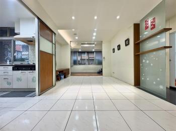 新東低總公寓兩房