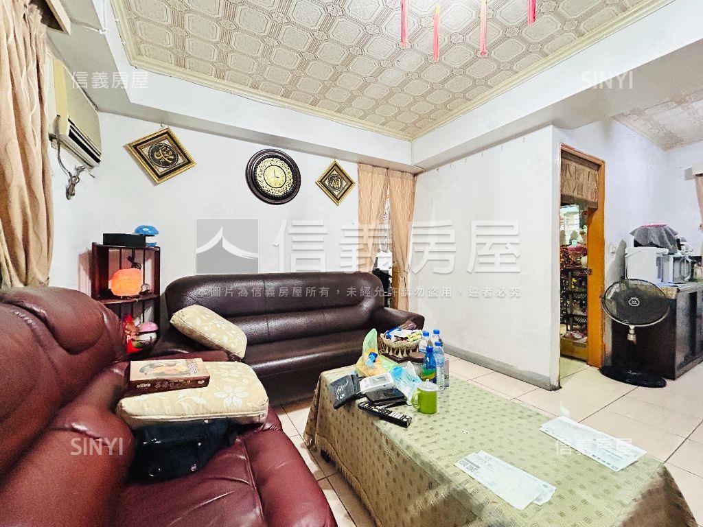 市中心標準三房房屋室內格局與周邊環境