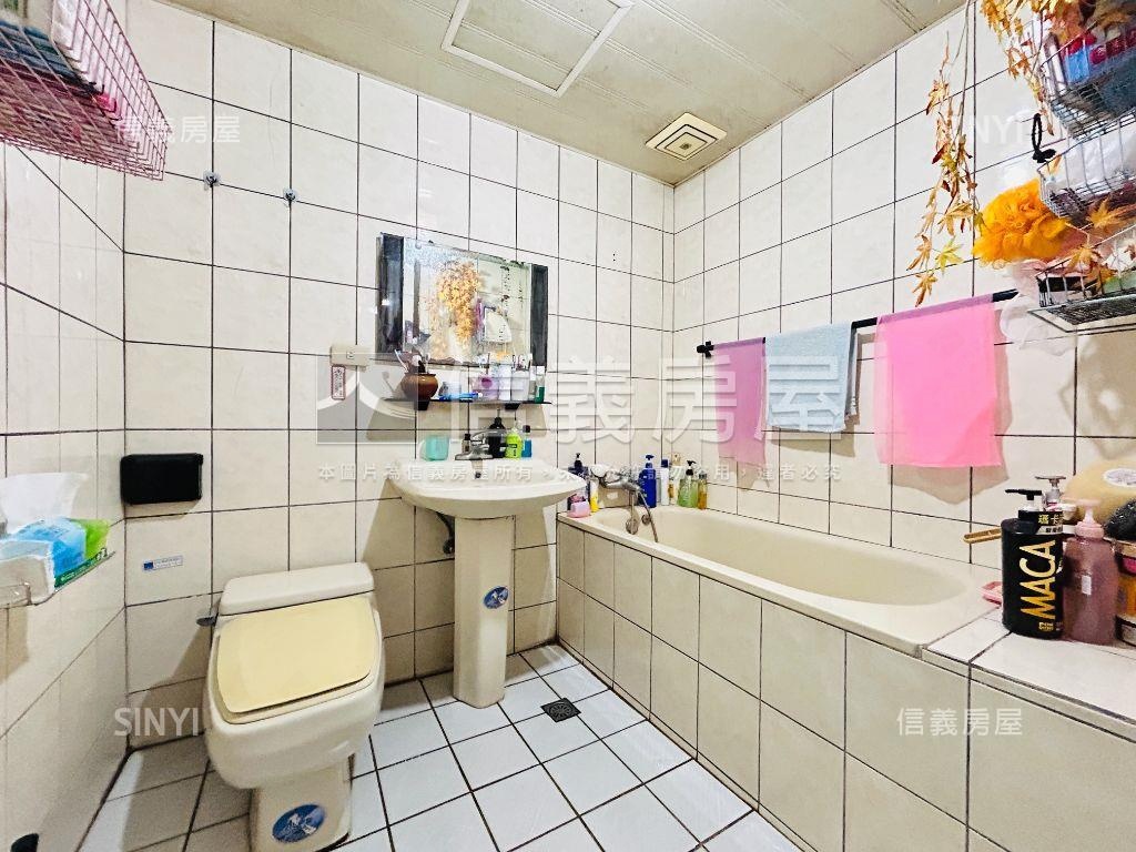 市中心標準三房房屋室內格局與周邊環境