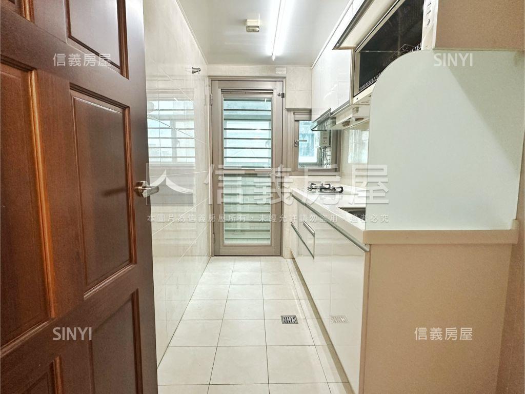 一品花園典雅２＋１房房屋室內格局與周邊環境