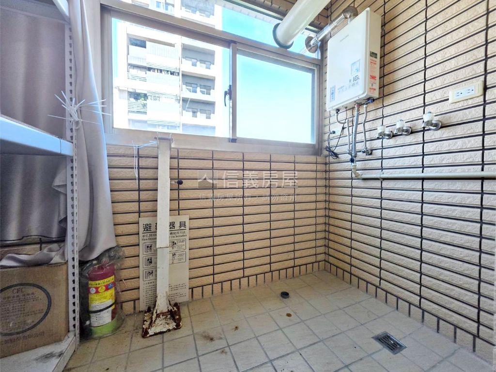 一品花園典雅２＋１房房屋室內格局與周邊環境
