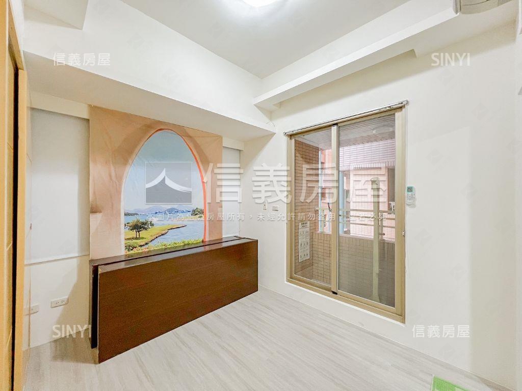 急售未來雙捷交匯新裝潢房屋室內格局與周邊環境