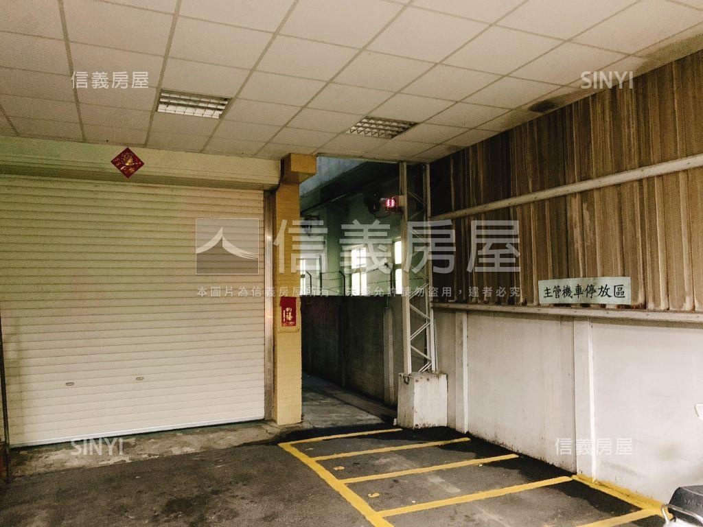 鄰南崁交流道整新廠房房屋室內格局與周邊環境