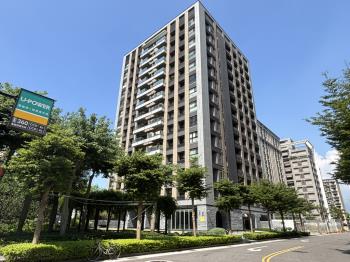 東煒泰和面公園四房車位