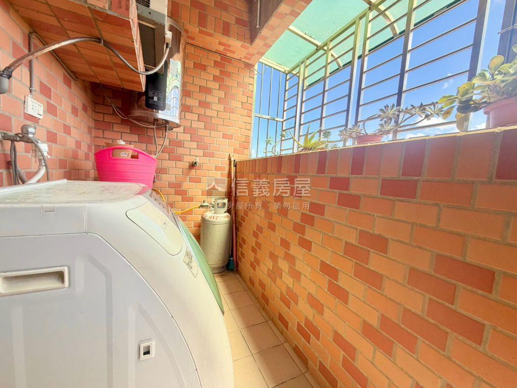 河岸景觀優美大廈房屋室內格局與周邊環境