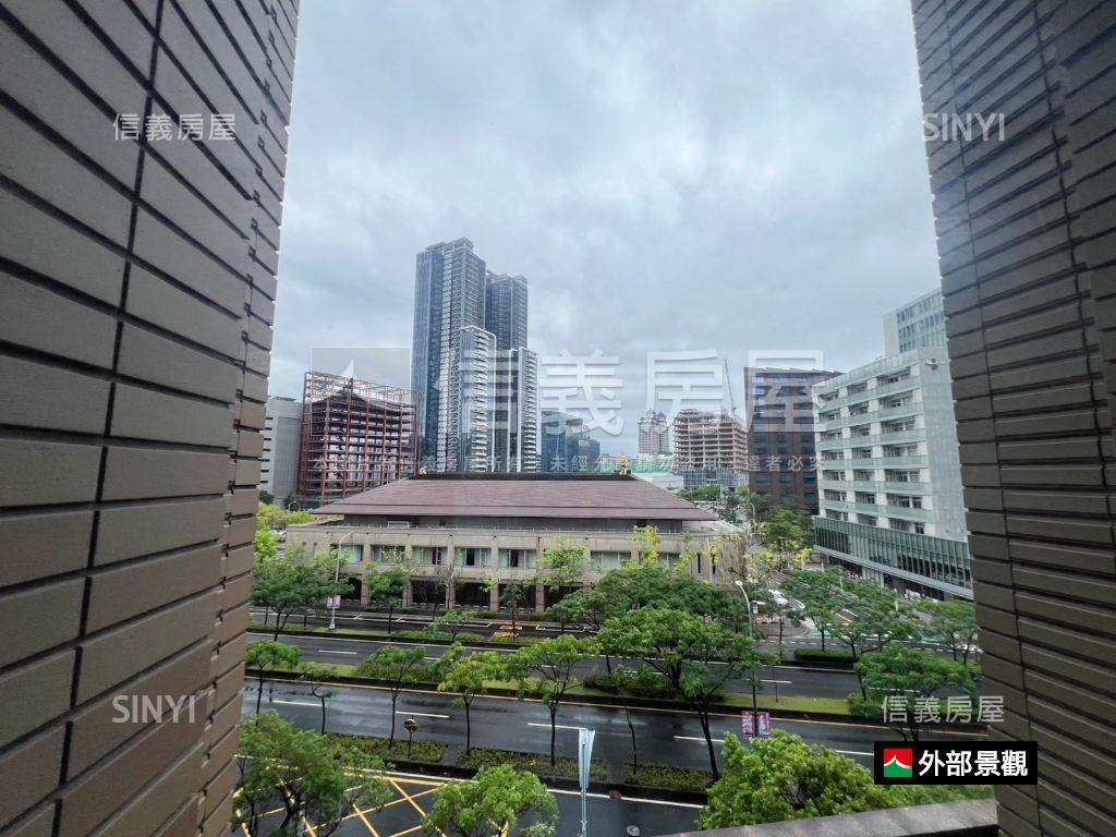 近內科大直上城景觀車位房屋室內格局與周邊環境