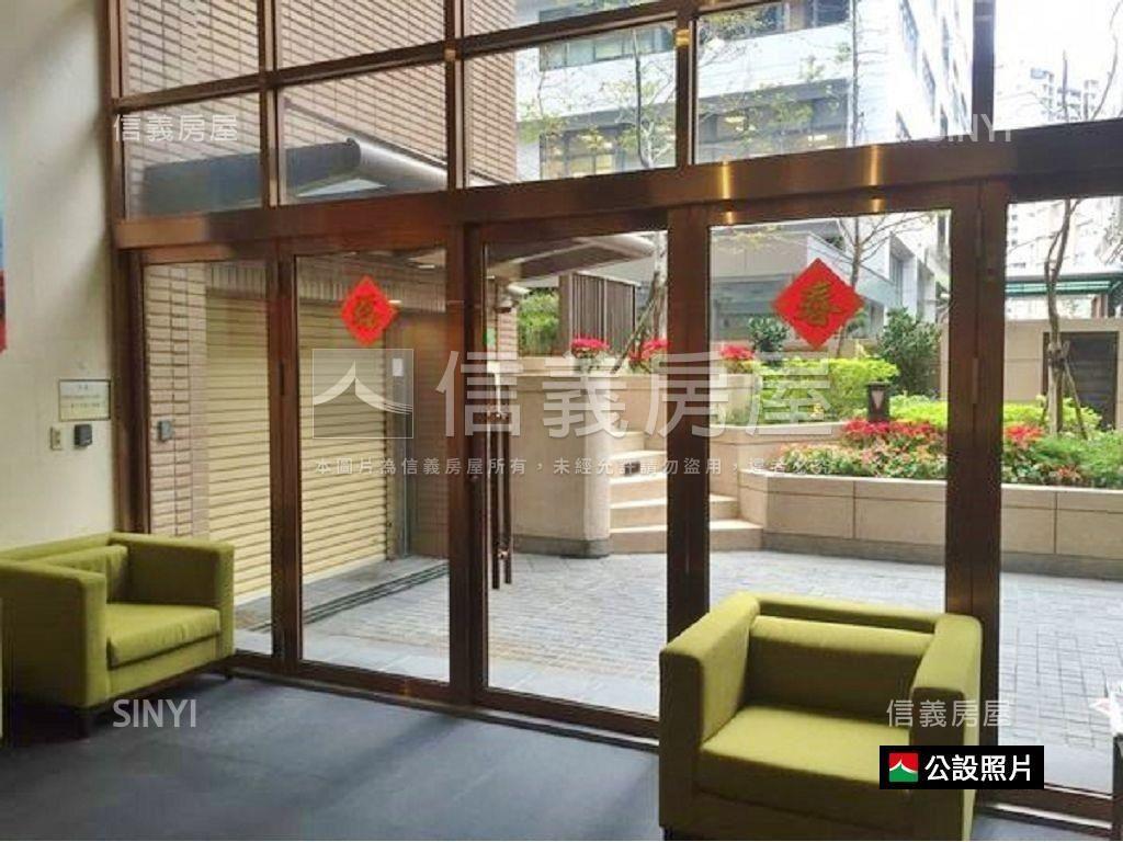 近內科大直上城景觀車位房屋室內格局與周邊環境