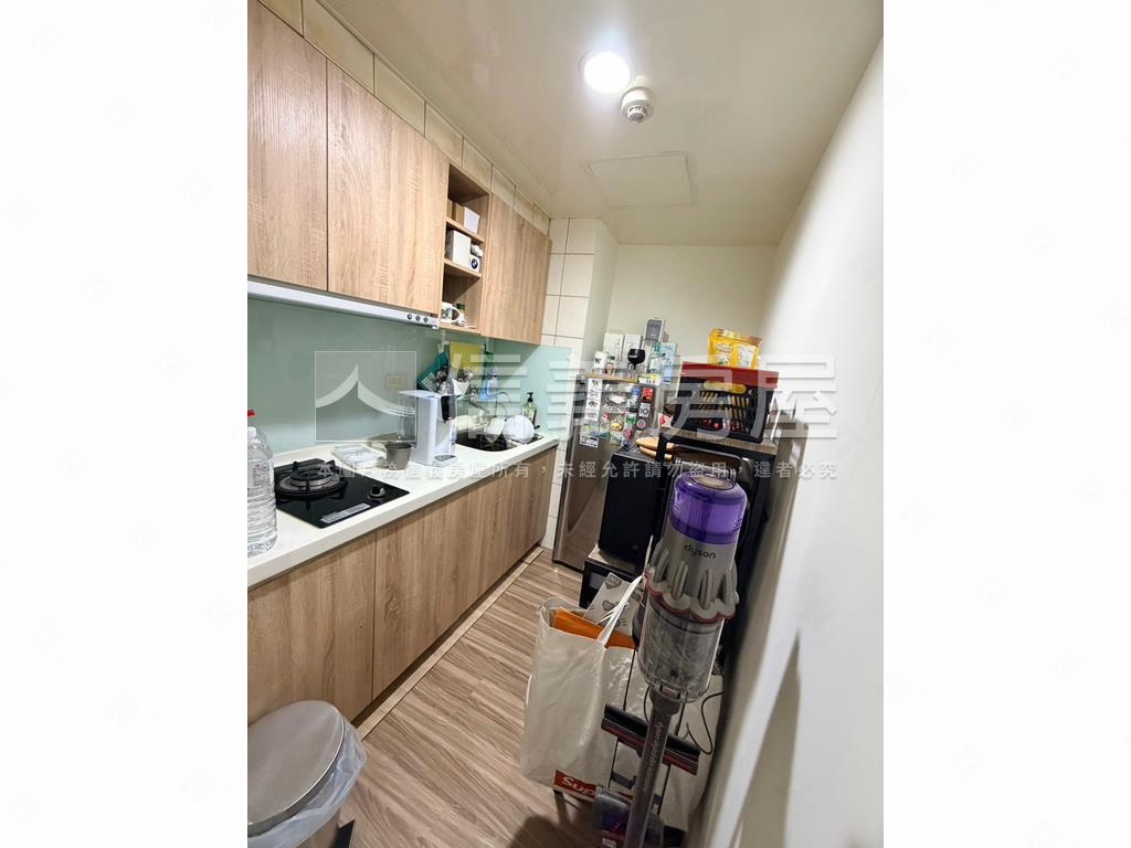 頂溪捷運管理大樓房屋室內格局與周邊環境