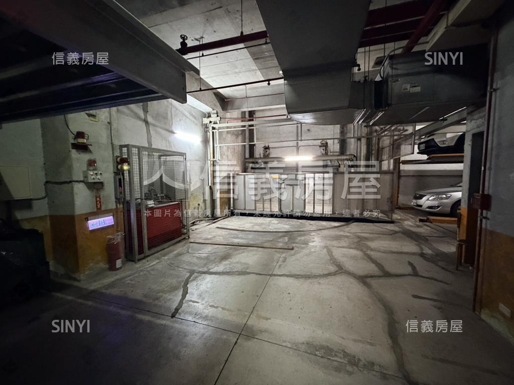 頂溪捷運管理大樓房屋室內格局與周邊環境