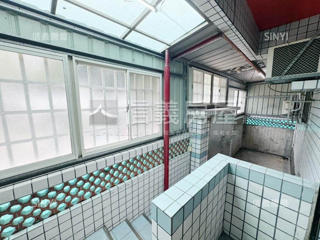帥柳陽西街大面寬店面房屋室內格局與周邊環境