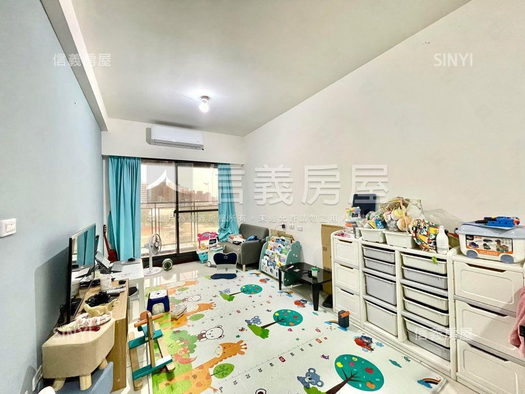 草漯鴻灃一心兩房車位房屋室內格局與周邊環境