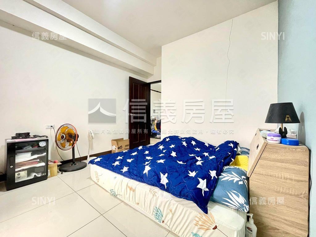 草漯鴻灃一心兩房車位房屋室內格局與周邊環境