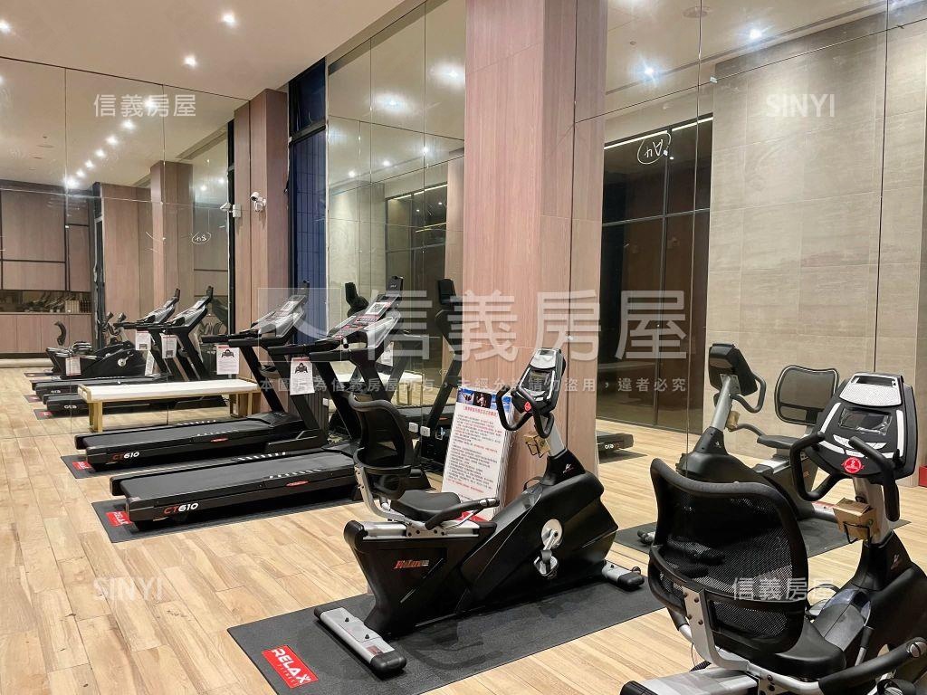 草漯鴻灃一心兩房車位房屋室內格局與周邊環境