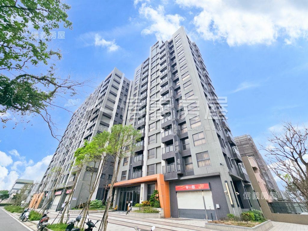 草漯鴻灃一心兩房車位房屋室內格局與周邊環境