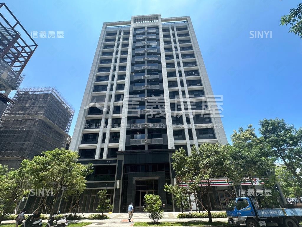 ⭐稀有央北露台大三房車位房屋室內格局與周邊環境