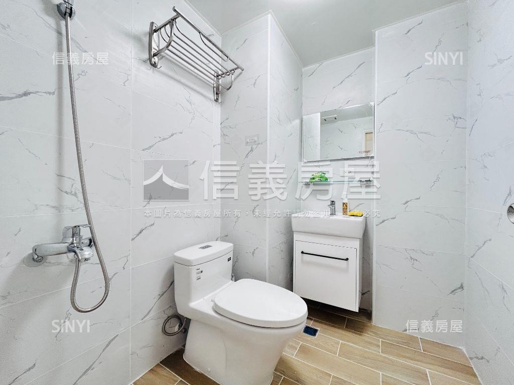 國際富市三房雙車位房屋室內格局與周邊環境