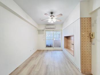 國際富市三房雙車位