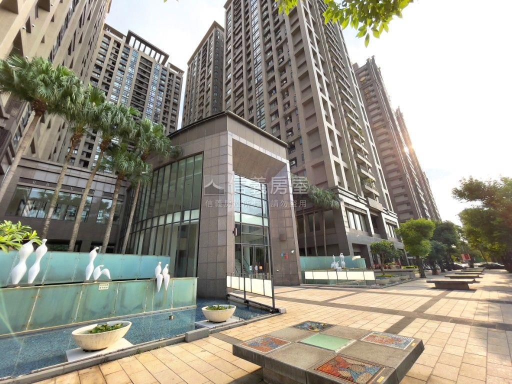 大學哈佛景觀兩房車位房屋室內格局與周邊環境