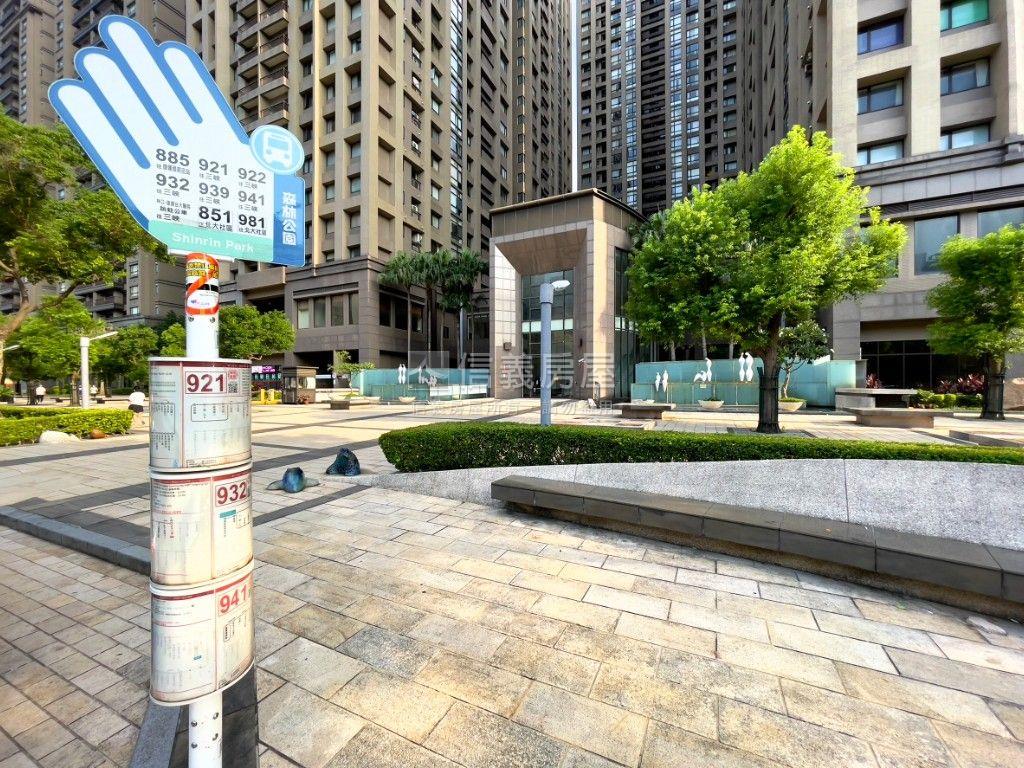 大學哈佛景觀兩房車位房屋室內格局與周邊環境